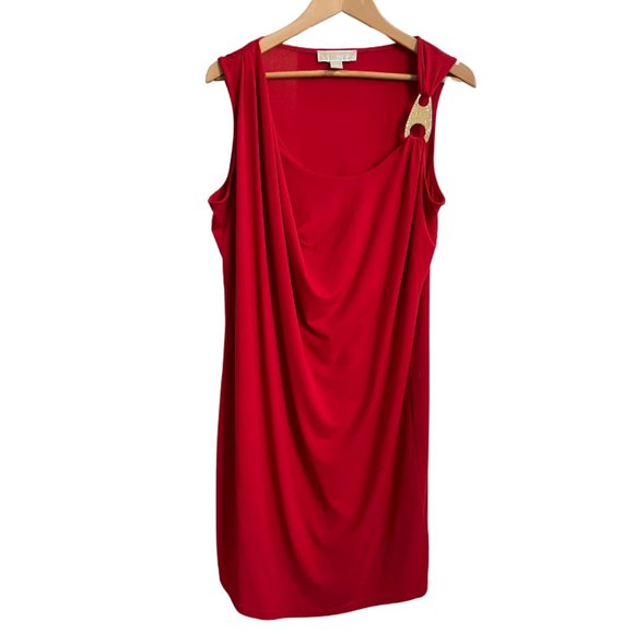 Lady in Red - Picture 1 of 3